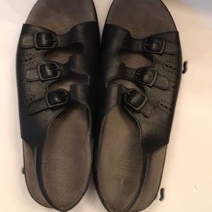 Very colorful shoes size 9 medium black